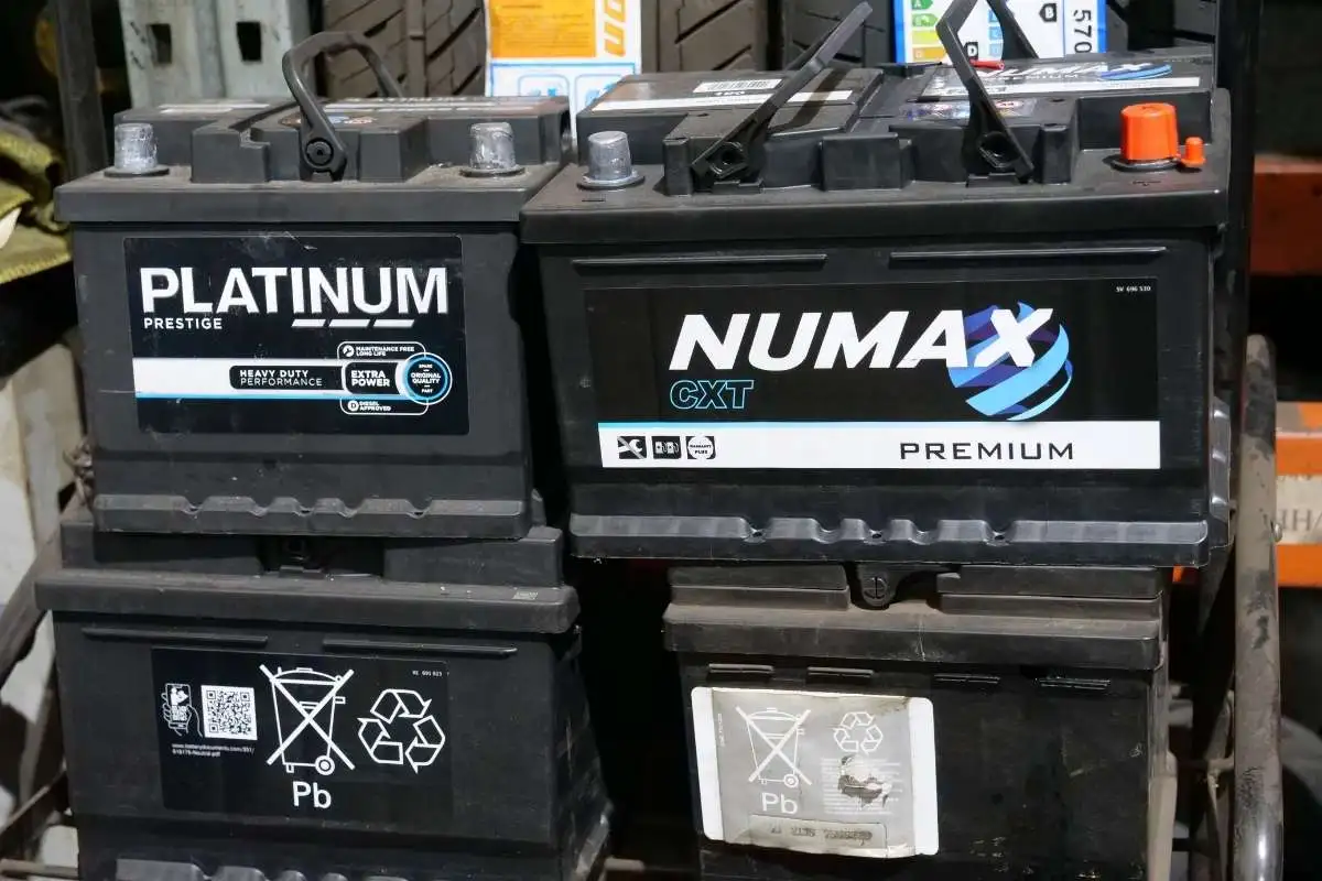 Car battery check and replacement service in Manchester